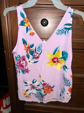 Old Navy Lavender Floral V-Neck Camisole